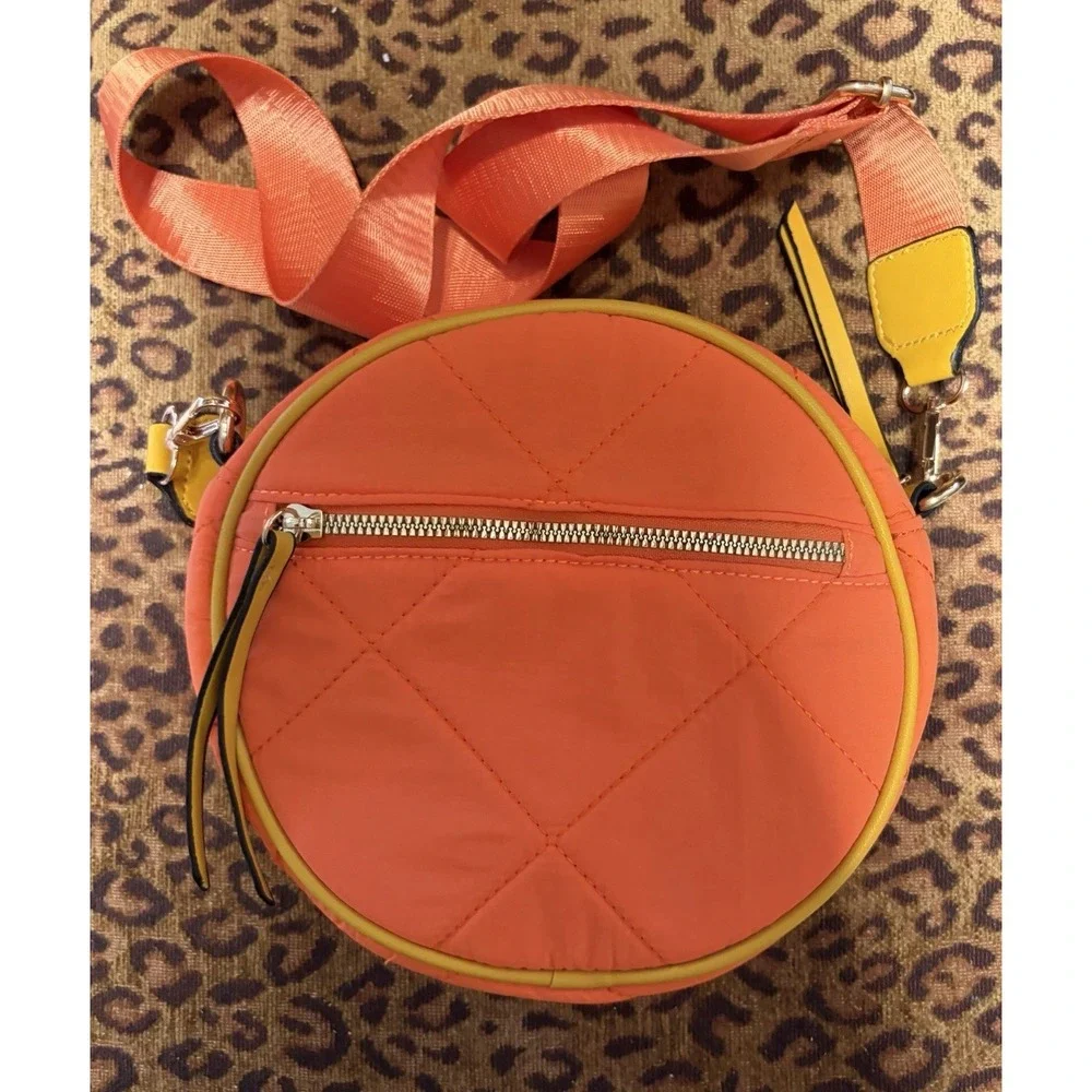 TESSIE Orange Quilted Round Crossbody Bag Yellow Trim Gold Hardware Adj Straps‎